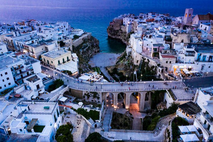Foto dall'alto del ponte di Lama Monachile